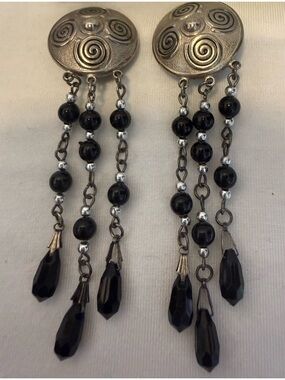 VGUVC Black Beaded Dangle CLIP Earrings with Contemporary Silver Swirl Tops